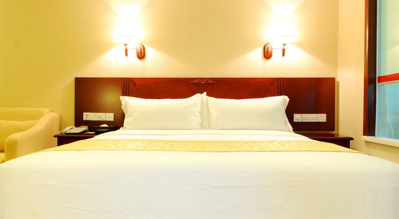 Vienna International Hotel Shanghai Hengshan Road Exterior photo