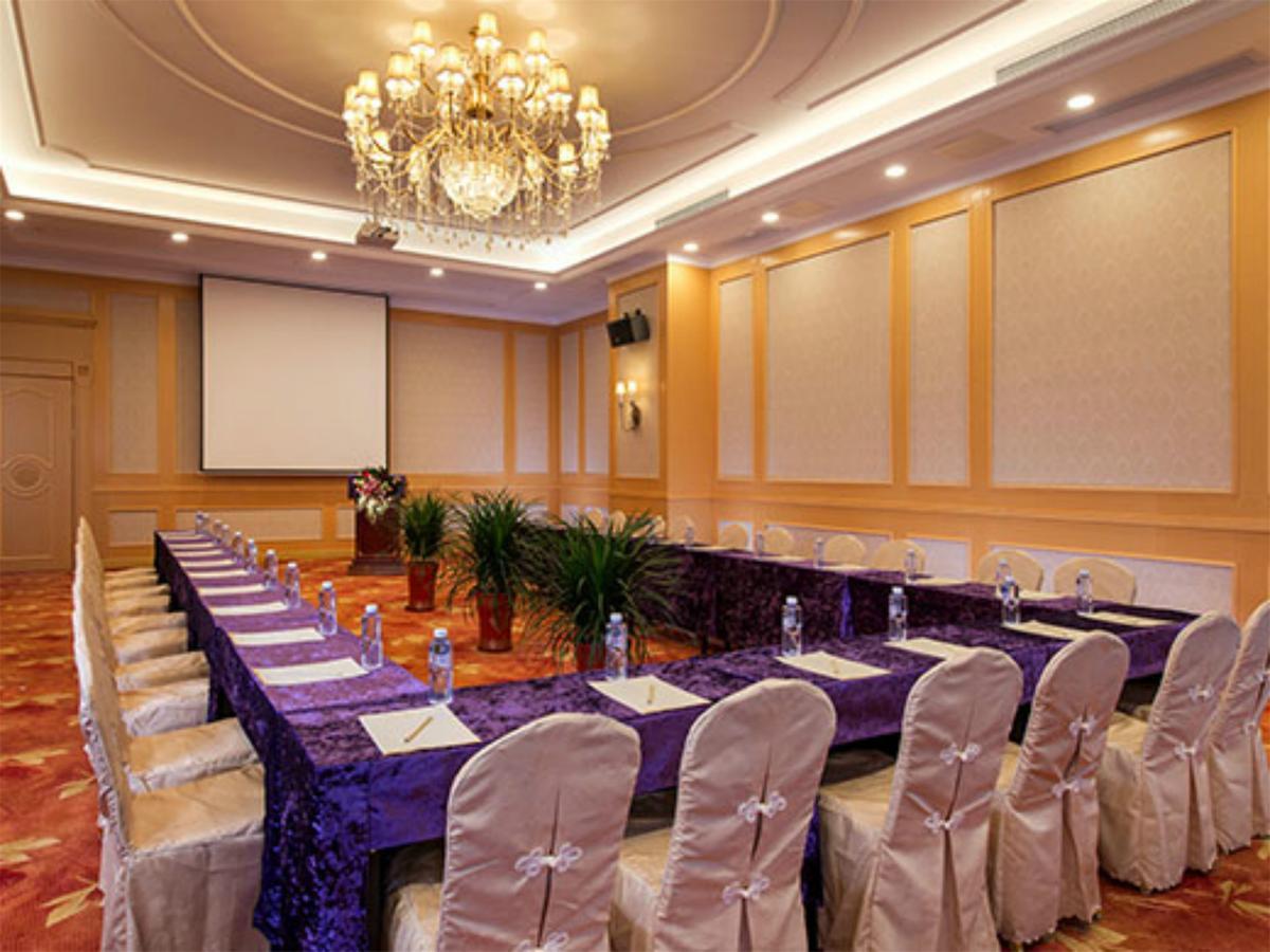 Vienna International Hotel Shanghai Hengshan Road Exterior photo